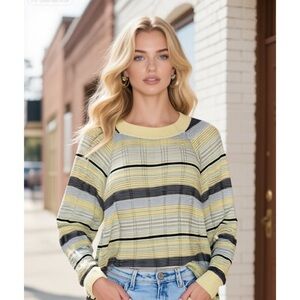 Umgee Pullover Light Weight Long Mesh Sleeve Sweater Size M NWTReg $64